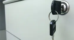 Super Locksmith Service Minneapolis, MN 612-568-1059 - unlocking-file-cabinet